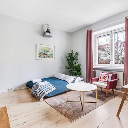 赫尔辛基Wehost Modern Kitchen Studio With Bright Colours公寓 外观 照片